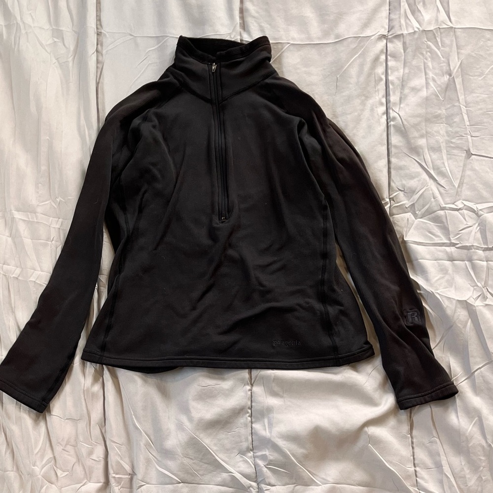 COPY - Black Patagonia 3/4 Zip Capilene